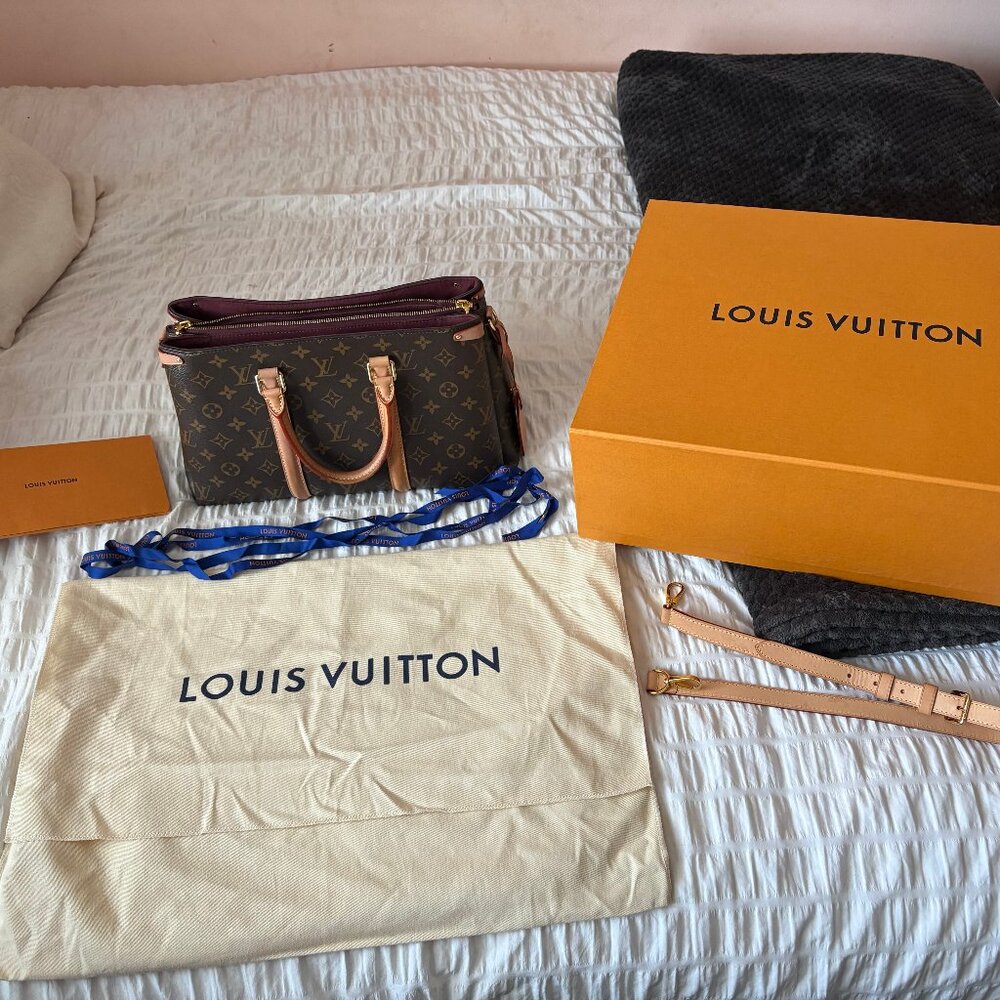 Louis Vuitton Soufflot NV MM